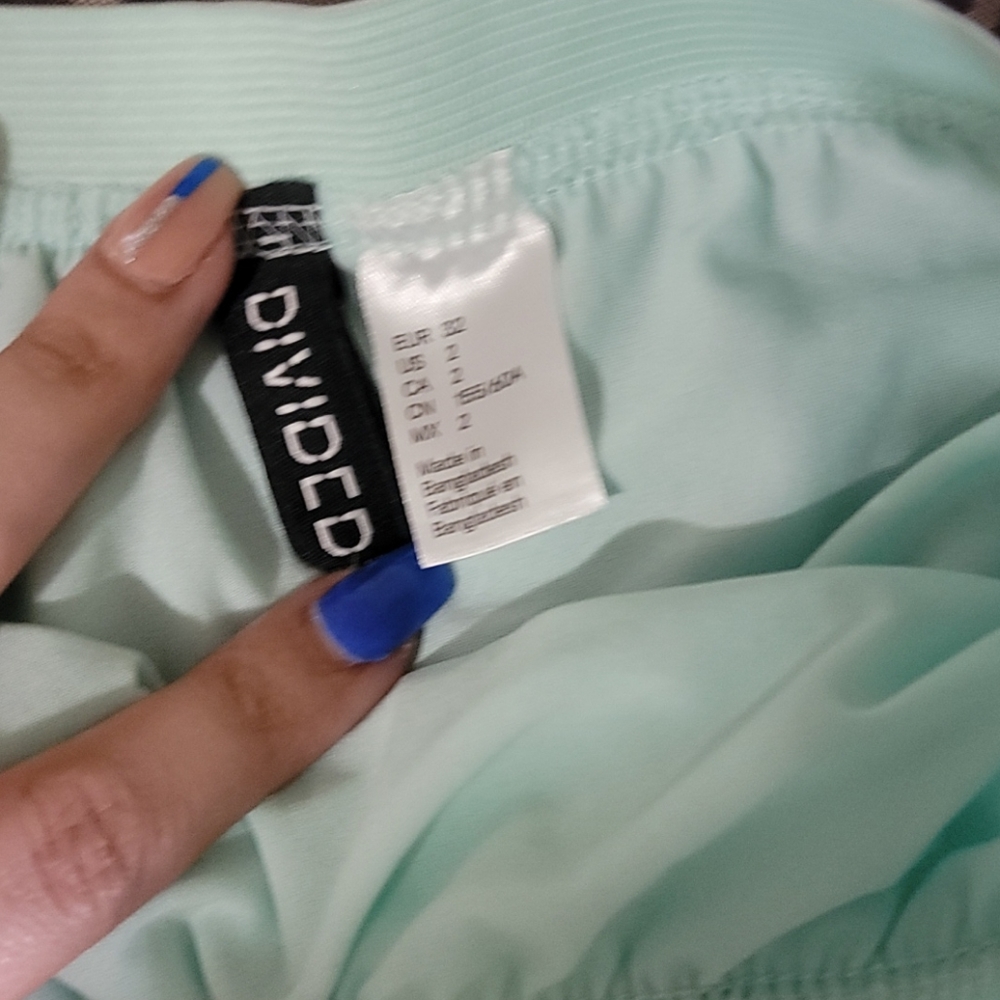 Skirt - Picture 3 of 3